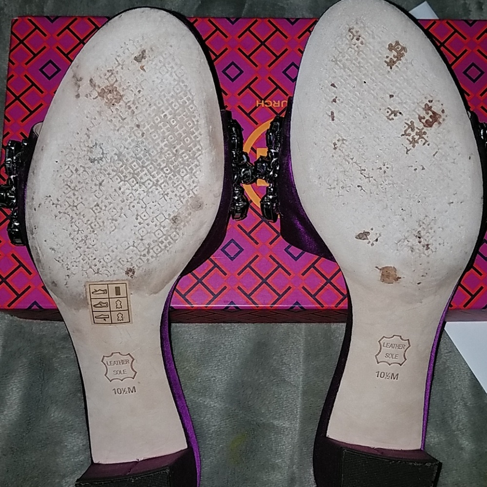 Tory Burch Beverly 45 Embellished Crystal Slide - Picture 8 of 8